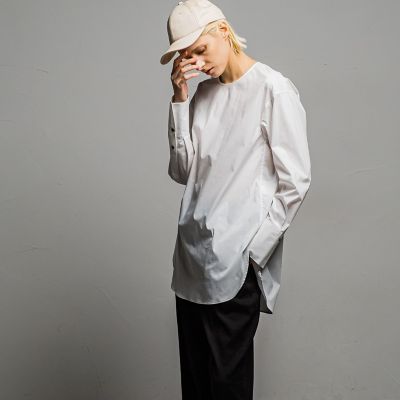 バックリボンブラウス