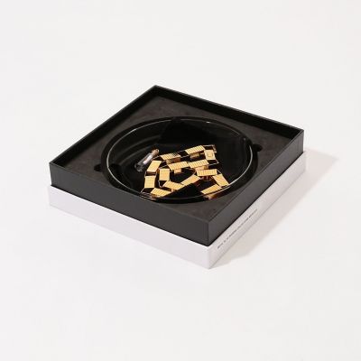 ＩＶＩ　チェーンネックレス