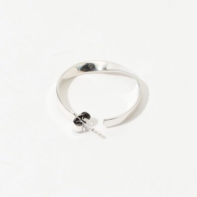 ＰＨＩＬＩＰＰＥ　ＡＵＤＩＢＥＲＴ　ＣＨＡＲＬＥＥ　ツイストフープピアス