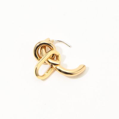 ＬＡＵＲＡ　ＬＯＭＢＡＲＤＩ　ＦＡＲＡ　ピアス
