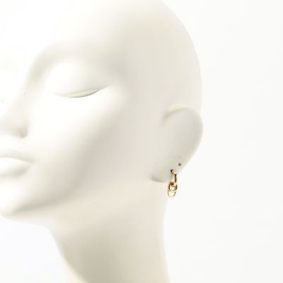 ＬＡＵＲＡ　ＬＯＭＢＡＲＤＩ　ＦＡＲＡ　ピアス
