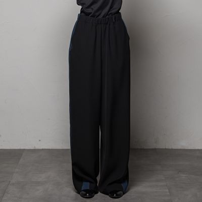【ESSEN. LAUTREAMONT】エステルダブルクロスパンツ Mサイズ 緑 エステルダブルクロスパンツ | ESSEN. LAUTREAMONT（Women