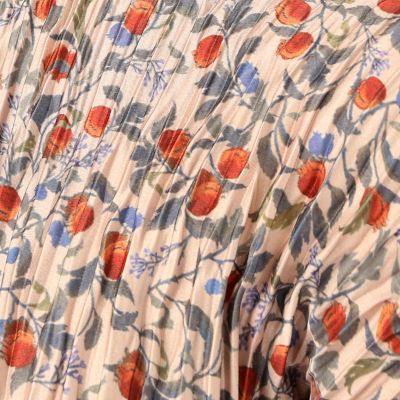 ＶＩＮＣＥ　ポリエステル　アコーディオンプリーツ　プリントブラウス