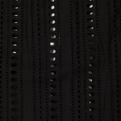 【別注】ｎｅ　Ｑｕｉｔｔｅｚ　ｐａｓ　ＢＬＡＣＫＣＵＴＷＯＲＫ　トップス