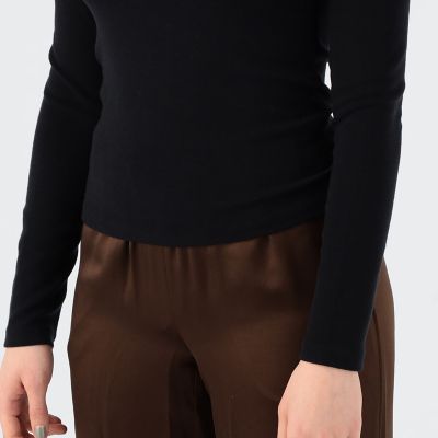 ＶＩＮＣＥ　ペンタゴンネックプルオーバー