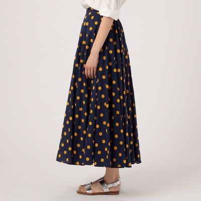 【予約商品８月上旬以降順次お届け】【ＷＥＢ先行予約・別注】ＭＡＲＩＨＡ　Ｄｒｅａｍｙ　Ｄｏｔｓ　夜風のスカート