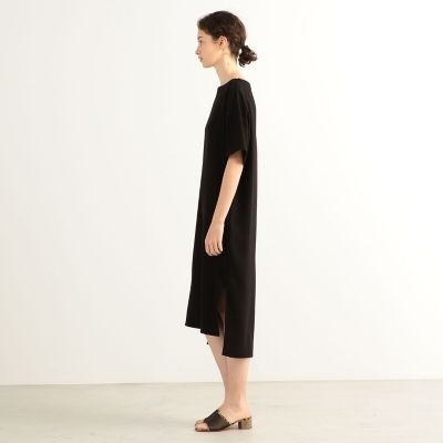 ｒｏｂｅｌｉｔｅ＆ＣＯ．　バックサテン　ハーフスリーブドレス