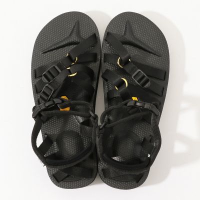 別注 ｓｕｉｃｏｋｅ ｔｏｍｏｒｒｏｗｌａｎｄ ｔｏｓｓｈｉ ｖ ストラップサンダル 三越伊勢丹オンラインストア 公式