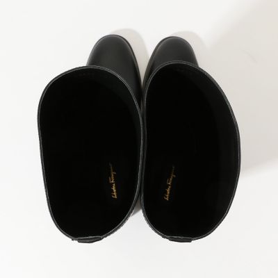 Ｓａｌｖａｔｏｒｅ　Ｆｅｒｒａｇａｍｏ　ＳＡＲＡＨ　ロングブーツ
