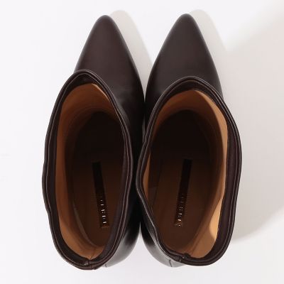 ＢＲＥＮＴＡ　ポインテッド　ショートブーツ