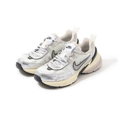 ＜maison TOMORROWLAND＞Ｎｉｋｅ　Ｖ２Ｋ　ＲＵＮ　スニーカー