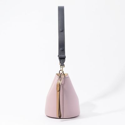 ＜maison TOMORROWLAND＞【別注】ＯＡＤ　ＮＥＷ　ＹＯＲＫ×ＴＯＭＯＲＲＯＷＬＡＮＤ　ＡＶＡ　ＢＡＧ
