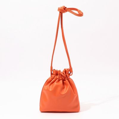 ＨＯＺＥＮ　ＣＩＮＣＨ　ショルダーバッグ