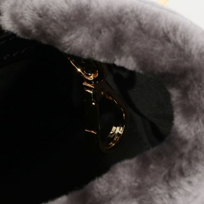 【別注】Ｅｌｌｅｍｅ×ＴＯＭＯＲＲＯＷＬＡＮＤ　ＳＨＥＡＲＩＮＧ　ＳＭＡＬＬ　ＲＡＩＳＩＮ　ハンドバッグ
