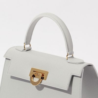 ＣＡＲＢＯＴＴＩ　ハンドバッグ