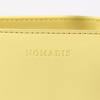 【別注】ＮＯＭＡＤＩＳ×ＴＯＭＯＲＲＯＷＬＡＮＤ　ＴＲＯＩＳ　トートバッグ