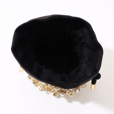 Ｌｅ　Ｎｉｎｅ　ＴＩＮＹ　ＣＲＹＳＴＡＬ　ＬＩＱＵＯＲＩ　カゴバッグ
