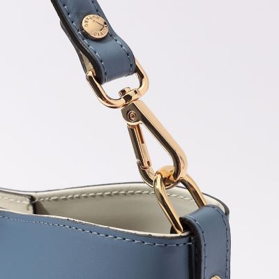Carol J． レザー ショルダーバッグ | maison