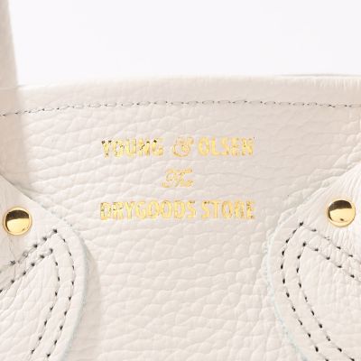 ＹＯＵＮＧ＆ＯＬＳＥＮ　エンボスレザー　ナノトートバッグ