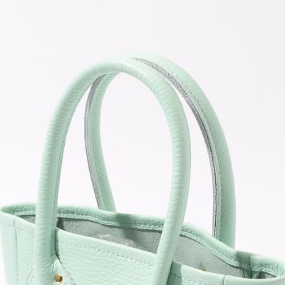 【別注】ＹＯＵＮＧ＆ＯＬＳＥＮ×ＴＯＭＯＲＲＯＷＬＡＮＤ　エンボスレザー　ナノトートバッグ