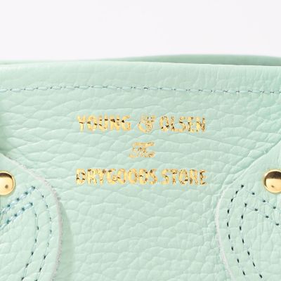 【別注】ＹＯＵＮＧ＆ＯＬＳＥＮ×ＴＯＭＯＲＲＯＷＬＡＮＤ　エンボスレザー　ナノトートバッグ