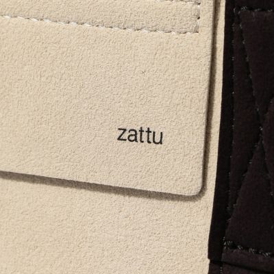 ｚａｔｔｕ　ＫＩＮＡＸ　バイカラートートバッグ