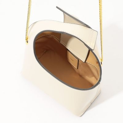 TOV BRIDGE POCHETTE チェーンショルダーバッグ