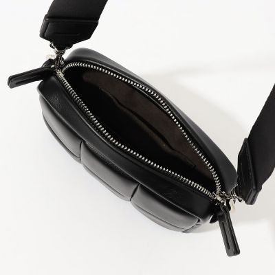ＡＤＤ　ＣＵＬＵＭＮ　ＰＵＦＦ　ＣＲＯＳＳＢＯＤＹ　ショルダーバッグ