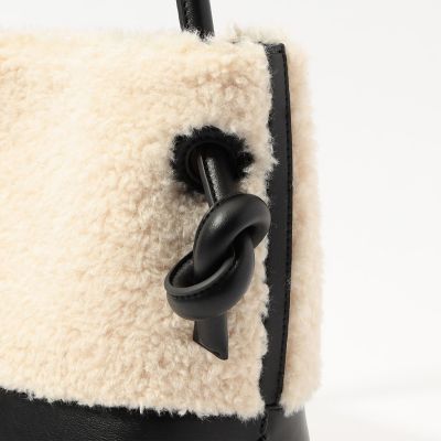 【別注】ＶＡＳＩＣ　ＰＡＴＴＩ　ＭＩＮＩ　ハンドバッグ