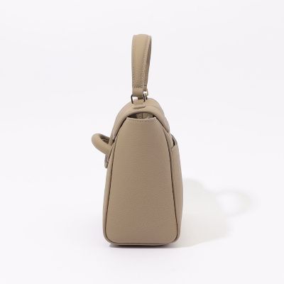 【新品】VASIC EVER MINI MINI トゥモローランド別注 別注】VASIC EVER MINI MINI ハンドバッグ | maison