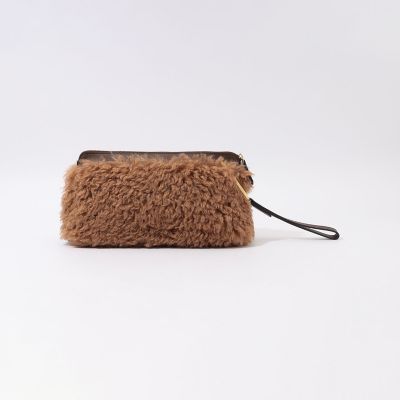 ORSETTO ECO FUR CLUTCH バッグ | maison