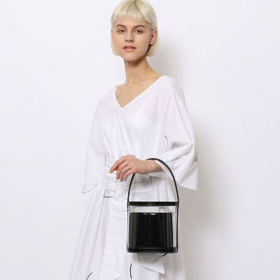 ＜maison TOMORROWLAND＞ＳＴＡＵＤ　ＢＩＳＥＴＴ　ＰＶＣバッグ