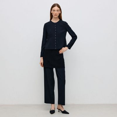 city（シティ）の「【CITY】サテンジョーゼットぺプラムシャツ