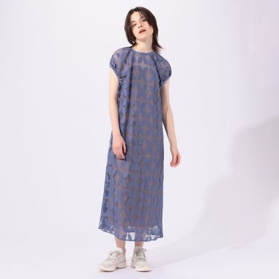 クローバーレース ギャザースリーブワンピース 三越伊勢丹オンラインストア 公式