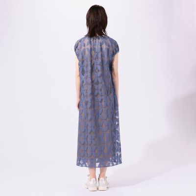 クローバーレース ギャザースリーブワンピース 三越伊勢丹オンラインストア 公式