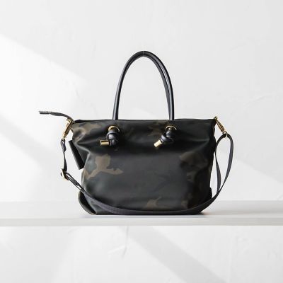 ＜la.f...（Women）＞【ＶＩＯＬＡｄＯＲＯ】ＢＩＡＮＣＡ　迷彩柄ＳサイズトートＢＡＧ