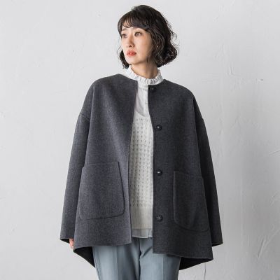 ＜la.f...（Women）＞”軽さと贅沢なぬくもり”ノーカラーリバーコート