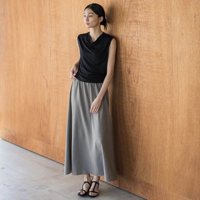 【ＷＥＢ＆ａｍｐ　一部店舗限定】サイドシャーリングＴシャツ≪手洗い可能≫