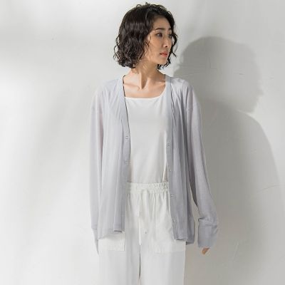 【SALE】la.f...（Women）/ラ エフ シアーVネックカットソー&#8810;洗濯機で洗える&#8811; 13ライトグレー トップス【三越伊勢丹/公式】