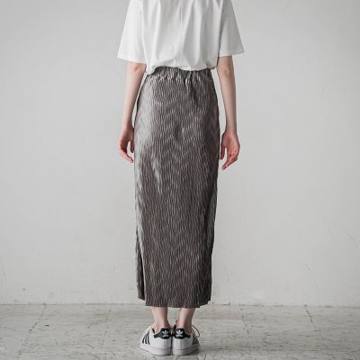 【ＷＥＢ＆ａｍｐ　一部店舗限定】ニュアンスプリーツナロースカート