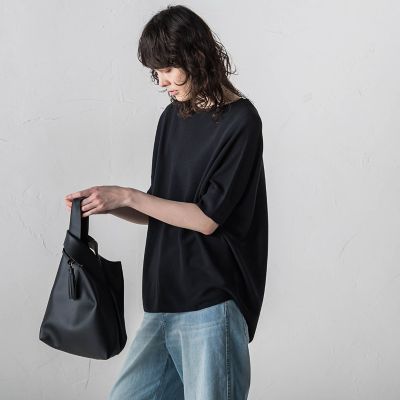 ドルマンスリーブ半袖ニット≪手洗い可能／吸放湿性≫