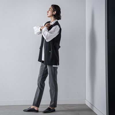 後姿もこなれ感”スポンディッシュニットジレ≪手洗い可能≫ | la.f
