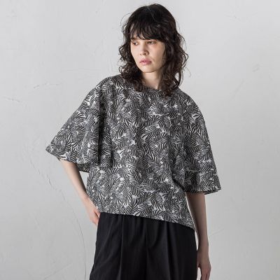 リーフプリントブラウス≪洗濯機で洗える≫