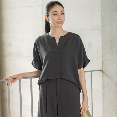 ＫＩＲＥＲＩストレッチブラウス≪洗濯機で洗える／機能性素材≫