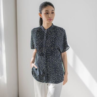 ＜la.f...（Women）＞ジョーゼット幾何プリントブラウス≪洗濯機で洗える／紫外線防止／接触冷感／吸水速乾≫
