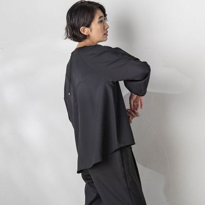 【ＷＥＢ限定】バックリボンストレッチブラウス≪洗濯機で洗える／セットアップ対応≫