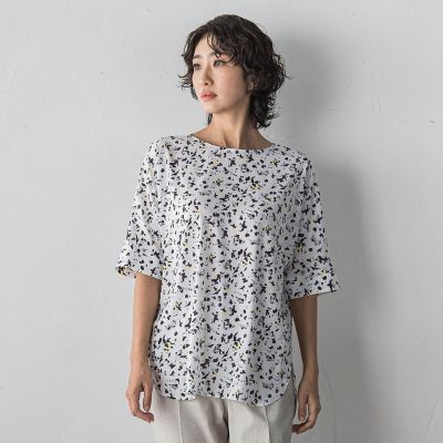 ＜la.f...（Women）＞幾何柄ブラウス