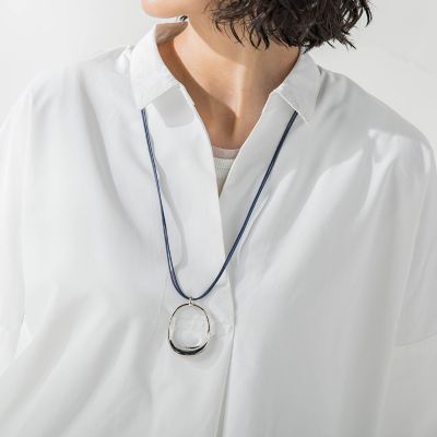 ＜la.f...（Women）＞リングモチーフペンダント