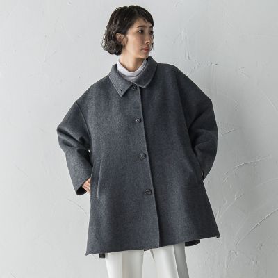 大きいサイズ】”軽さと贅沢なぬくもり”スタンドカラーリバーコート