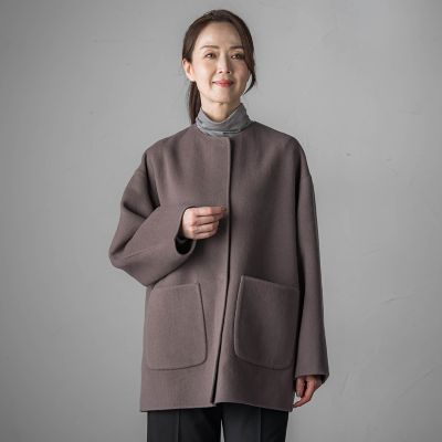 大きいサイズ】”軽さと贅沢なぬくもり”ノーカラーリバーコート | la.f